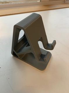 Improved Phone Stand 3D Printer Model