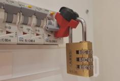 Universal Fuse Locks – Lock & Tagout 3D Printer Model