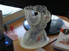 Pencil Pot, Female Body Style Voronoi 3D Printer Model