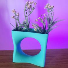 Square Peg Round Hole – Modern Vase 3D Printer Model