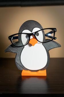 Penguin Glasses Holder 3D Printer Model