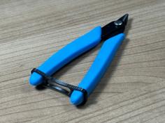 Cutting Plier Handle Secure Clip 3D Printer Model