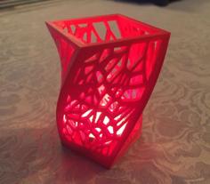 Voronoi Spiral Centerpiece / Vase 3D Printer Model