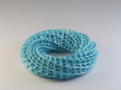 Twisted Torus (soluble Supports Torture Test) 3D Printer Model