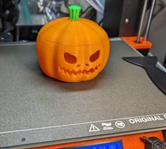 Spooky Halloween Pumpkin Decoration / Unheimlicher Halloweenkürbis Dekoration 3D Printer Model