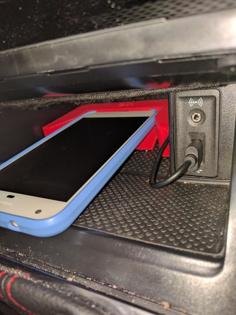 VW GTI Phone Holder/Dock (Modeled For Pixel XL) 3D Printer Model