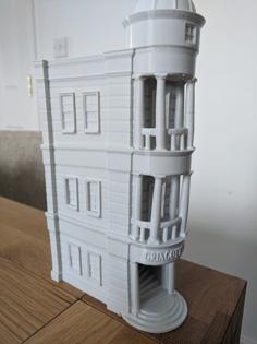 Dice Tower – Gringotts 3D Printer Model