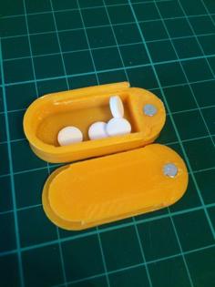 Pill Box With Magnet 3D Printer Model