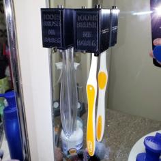 Self-Opening / Self-Closing Toothbrush Holder 3D Printer Model