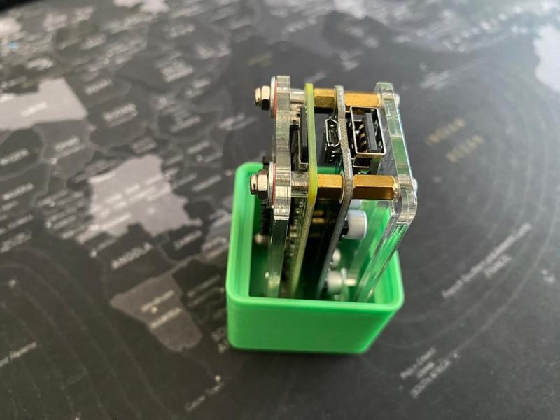 Gridfinity Holder For Raspberry Pi Zero With Usb Hub Hat And Acrylic 