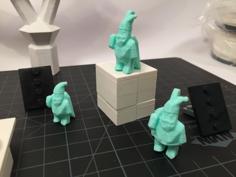 Santa Low-poly Figurine 3D Printer Model