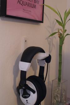 Headphone Wall Hook 3D Printer Model