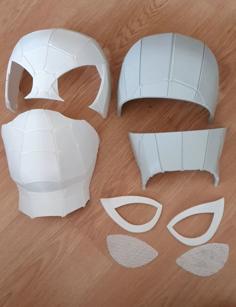 Iron Spiderman Helmet (Sliced In Parts) 3D Printer Model