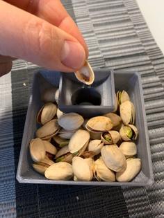 Clever Snack Bowl Box++Version I++ Peanut Pistachio Seeds Shell With Double Bottom 3D Printer Model