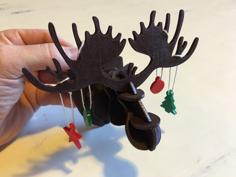 Holiday Moose Head With Ornaments 3D Printer Model