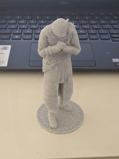 Assassins Creed Altair Blending Pose 3D Printer Model