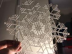 Huge Snowflakes – From The Snowflake Machine 3D Printer Model