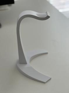 Yet Another Headphone Stand, With Added Curve 3D Printer Model