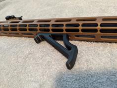 Angled Foregrip 3D Printer Model