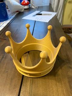 Crown (with Built-in Comb) 3D Printer Model