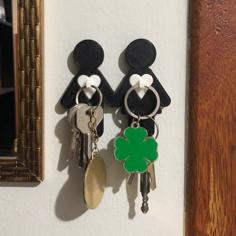 Couple Key Hanger Holder With Heart Keychain 3D Printer Model