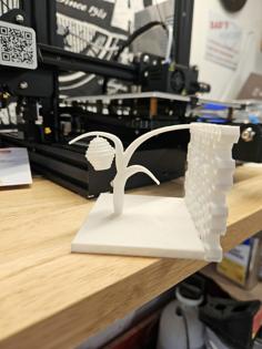 Bookend Honeycomb Beehive 3D Printer Model