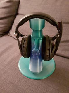 Moai Headphones Stand 3D Printer Model