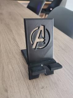 AVENGERS Phone Holder 3D Printer Model