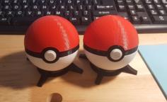 Pokeball, With Magnetic Clasp (alternate) 3D Printer Model