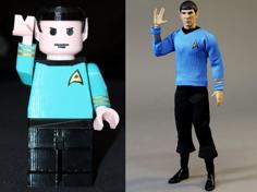 Vulcan Salute (Spock Giant Lego Minifig) 3D Printer Model