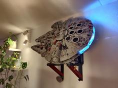 Wall Mount For Lego Millennium Falcon 3D Printer Model