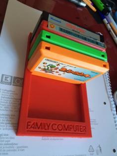 Famicom Cartridge Holder For 8 Cartridges 3D Printer Model