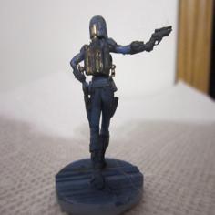 Female Bounty Hunter Mandolorian 3D Printer Model